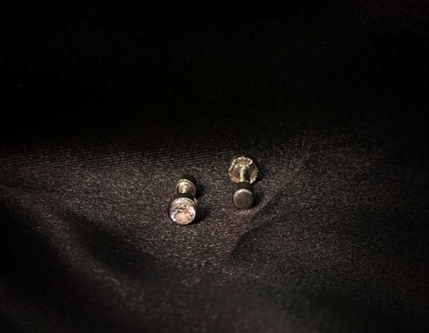 Abridores Con Circón Mediano en Plata