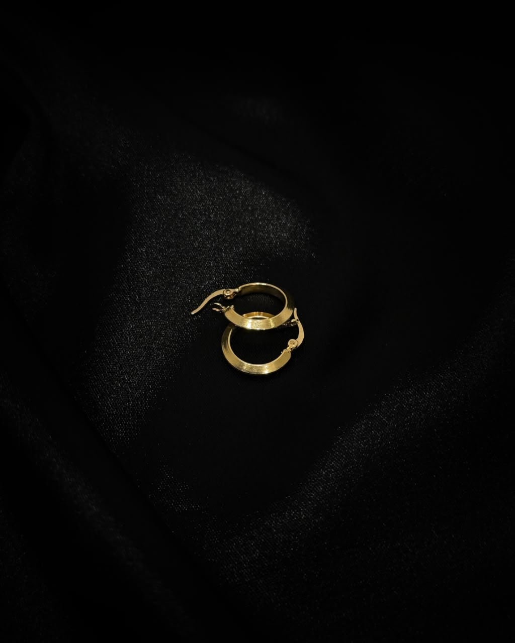 Argollas Lisas Medianas en Oro