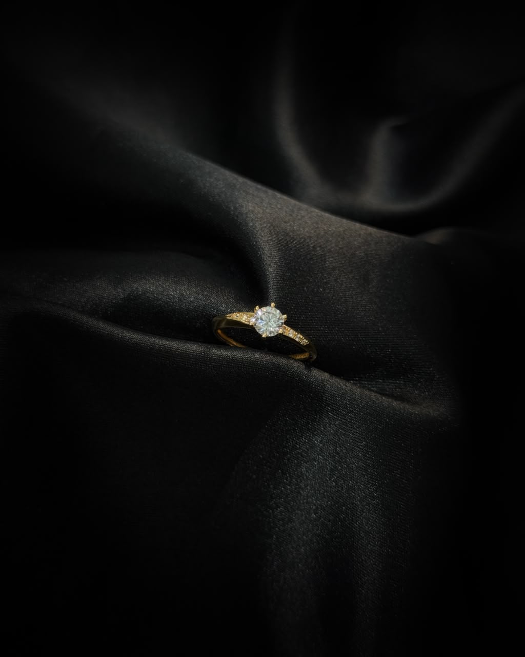 Anillo De Compromiso en Oro