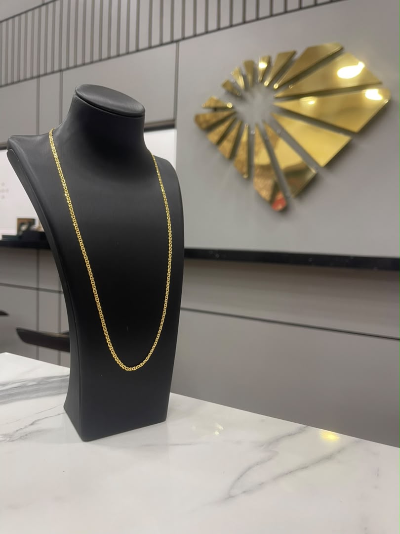 Cadena Tejido Gucci Plana en Oro
