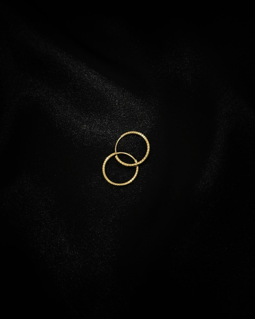 Argollas Diamantadas en Oro