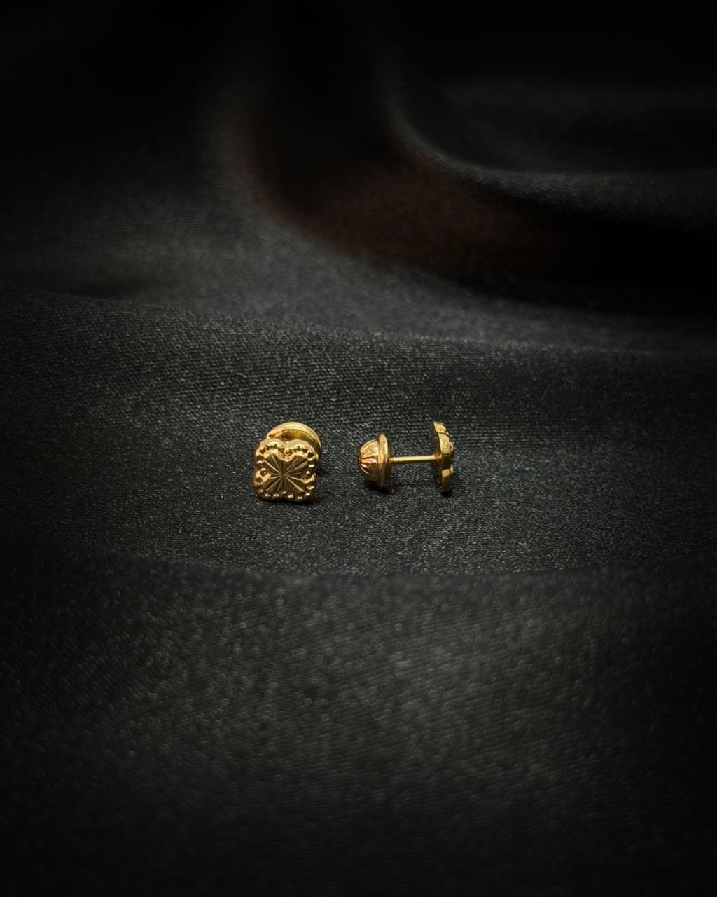 Zarcillos Trébol Diamantados en Oro