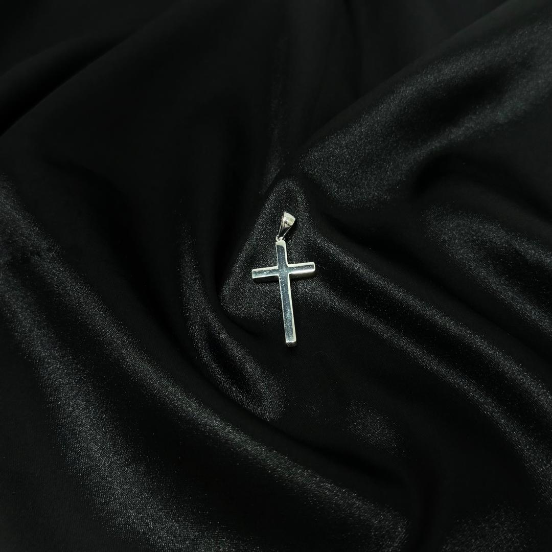 Cruz Lisa en Plata