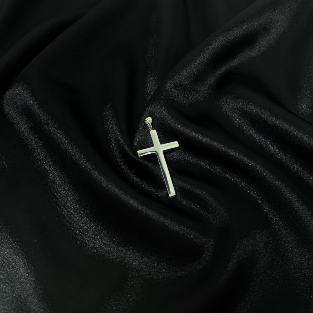 Cruz Lisa en Plata