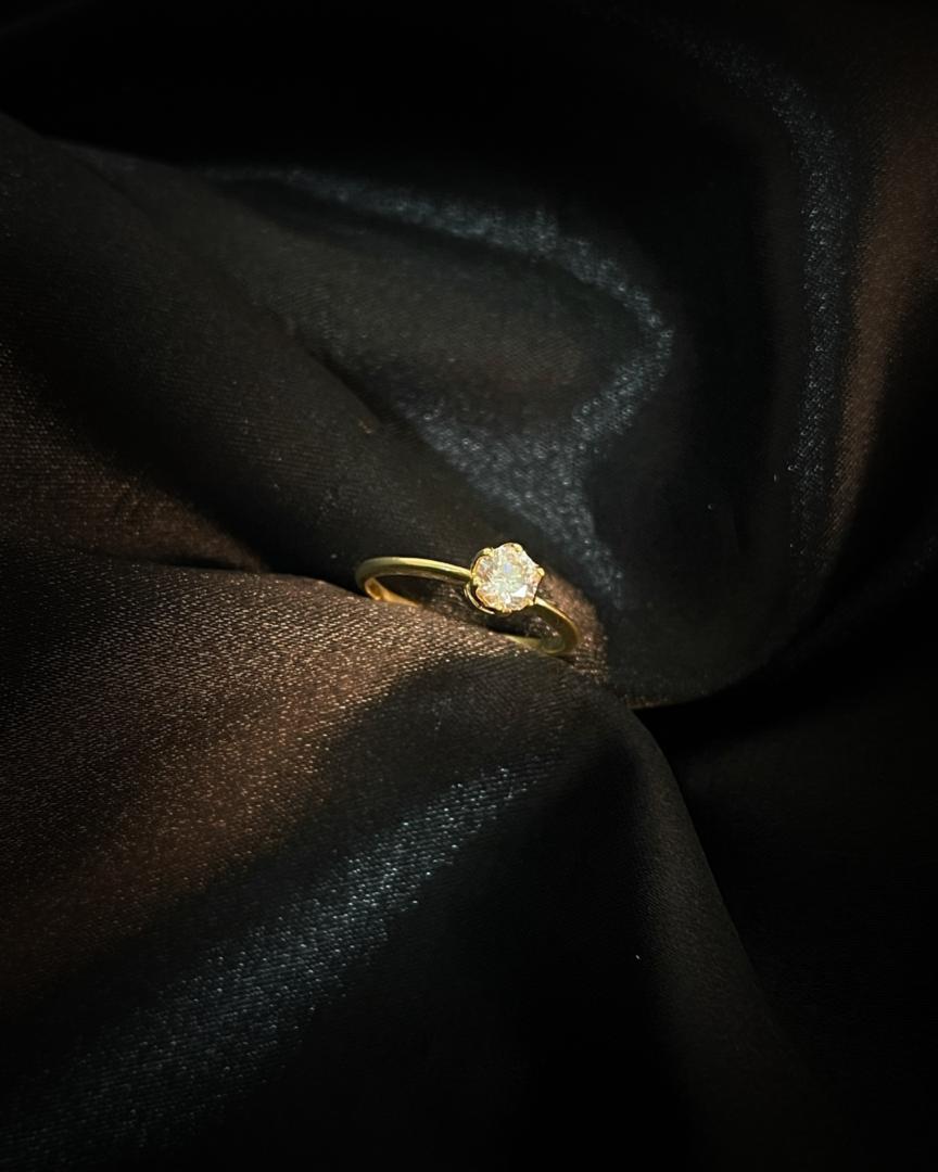 Anillo De Compromiso en Oro 18k