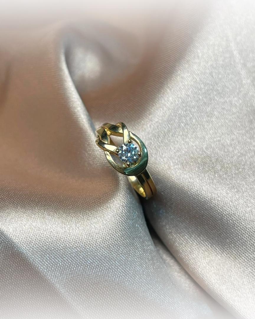 Anillo De Compromiso en Oro 18k