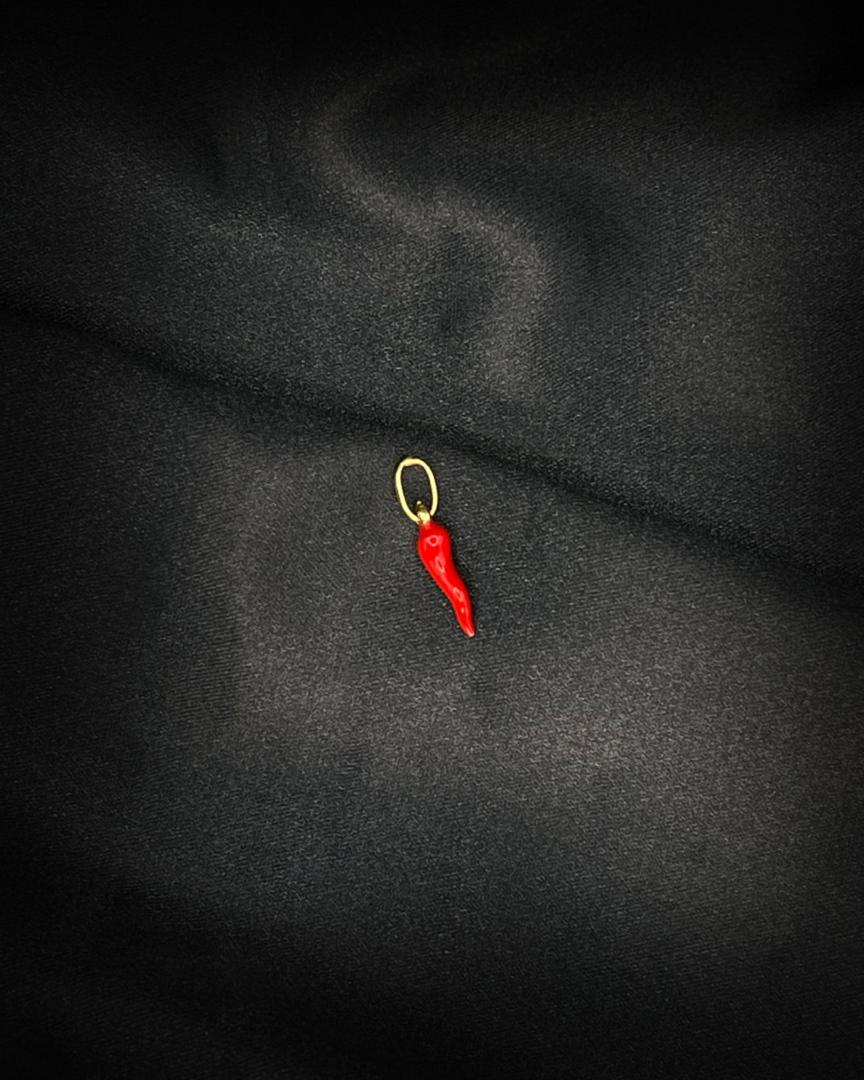 Ají en Oro 18k