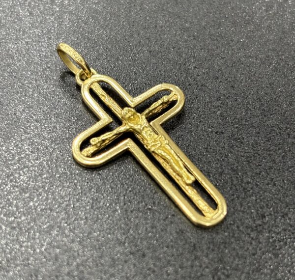 CRUCIFIJO EN ORO 18K