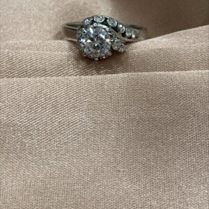 Anillo de Compromiso, Oro Blanco Con Diamantes